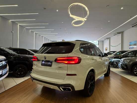BMW-X5-2020