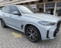 BMW X5 3.0 I6 TURBO HÍBRIDO XDRIVE50E M SPORT AUTOMÁTICO BMW X5 3.0 I6 TURBO HÍBRIDO XDRIVE50E M SPORT AUTOMÁTICO