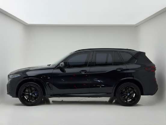 BMW-X5-3.0 I6 TURBO HÍBRIDO XDRIVE50E X-LINE AUTOMÁTICO BMW-X5-2023