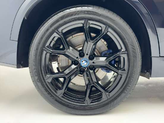 BMW-X5-2023