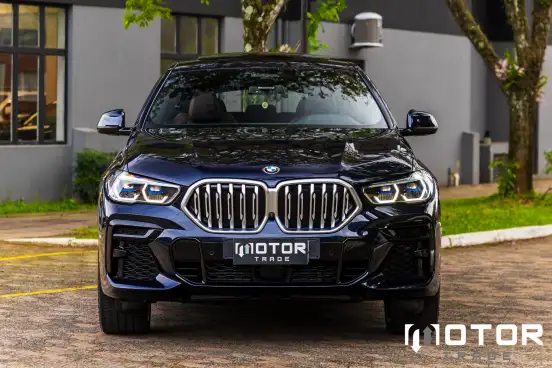 BMW-X6-2022