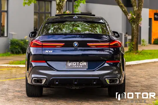 BMW-X6-2022