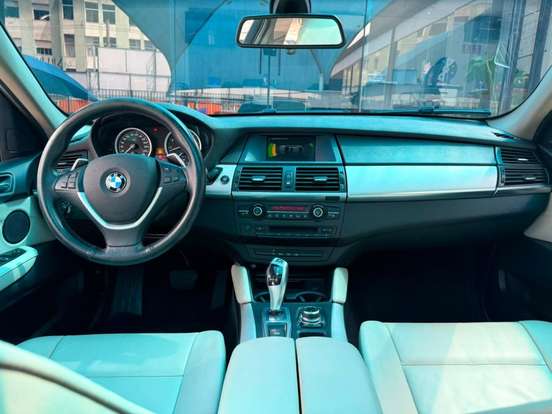 BMW-X6-2013