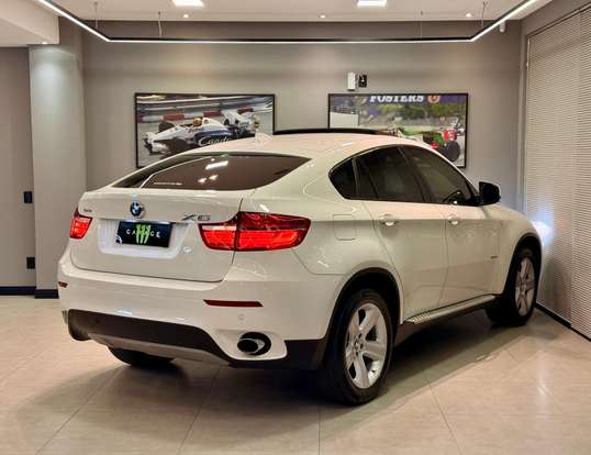 BMW-X6-2012