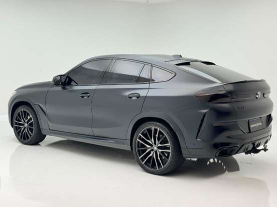BMW-X6-2024