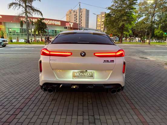 BMW-X6-4.4 V8 BITURBO GASOLINA M COMPETITION AUTOMÁTICO BMW-X6-2023