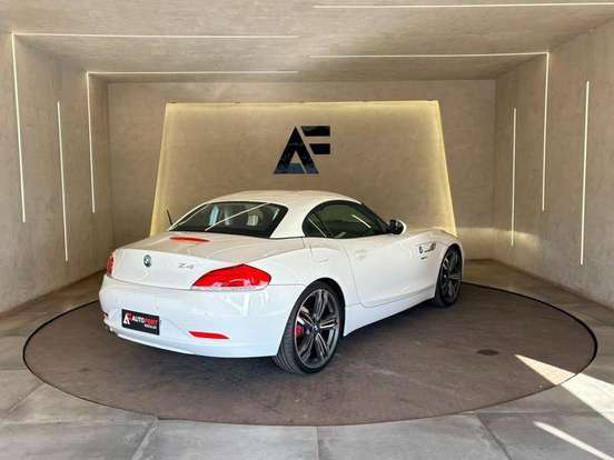 BMW-Z4-2.5 I6 GASOLINA SDRIVE23I AUTOMÁTICO BMW-Z4-2009
