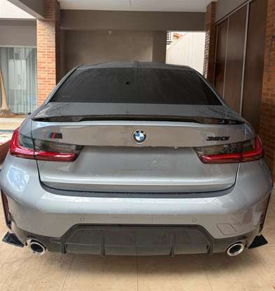 BMW-320i-2024
