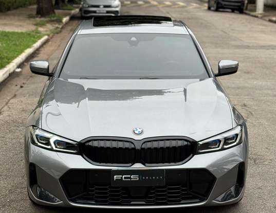 BMW-320i-2024