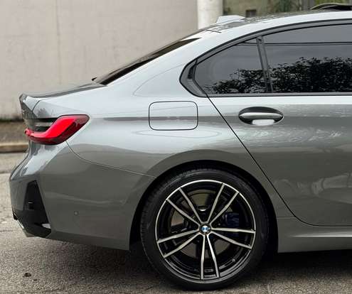 BMW-320i-2024