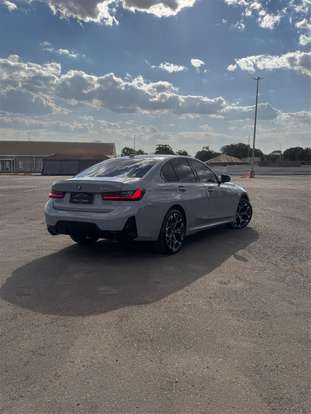 BMW-330e-2025