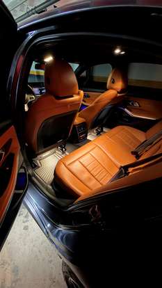 BMW-330i-2019