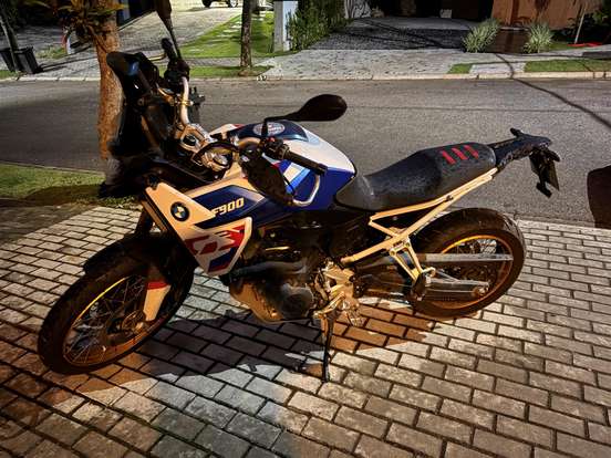 BMW-F 900 GS TROPHY BMW-F 900 GS TROPHY-2025