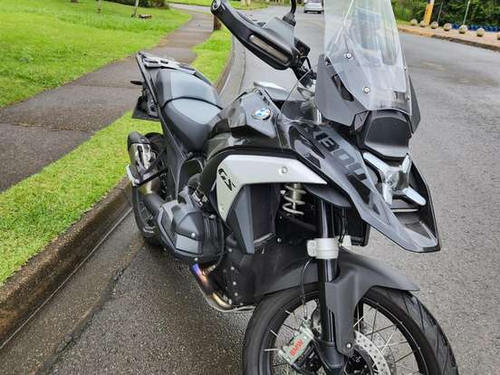 BMW-R 1300 GS TRIPLE BLACK BMW-R 1300 GS TRIPLE BLACK-2025