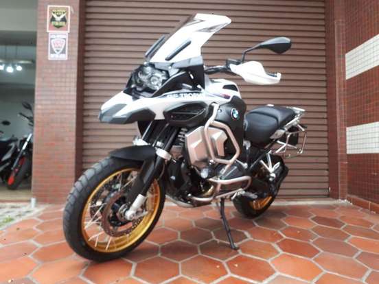 BMW-R 1250 GS ADVENTURE PREMIUM BMW-R 1250 GS ADVENTURE PREMIUM-2023