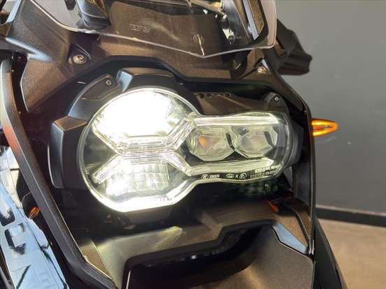 BMW-R 1250 GS PREMIUM TRIPLE BLACK BMW-R 1250 GS PREMIUM TRIPLE BLACK-2023