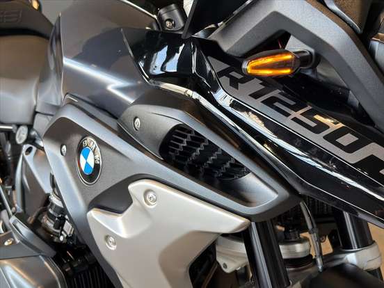BMW-R 1250 GS PREMIUM TRIPLE BLACK BMW-R 1250 GS PREMIUM TRIPLE BLACK-2023