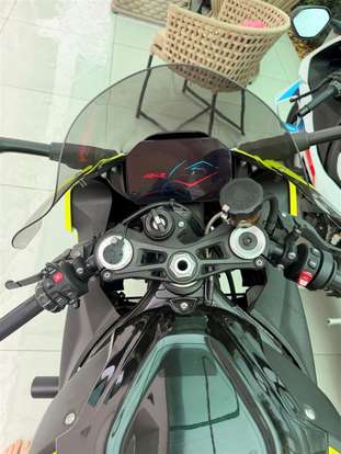 BMW-S 1000 RR-2022
