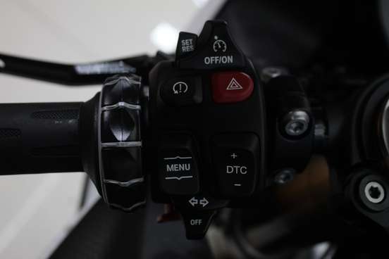 BMW-S 1000 RR-2024