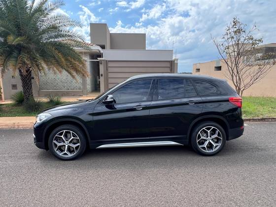 BMW X1 2.0 16V TURBO ACTIVEFLEX SDRIVE20I X-LINE 4P AUTOMÁTICO