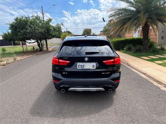 BMW-X1-2.0 16V TURBO ACTIVEFLEX SDRIVE20I X-LINE 4P AUTOMÁTICO BMW-X1-2019
