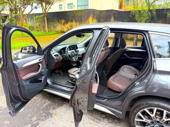 BMW-X1-2.0 16V TURBO ACTIVEFLEX SDRIVE20I X-LINE PLUS 4P AUTOMÁTICO BMW-X1-2022