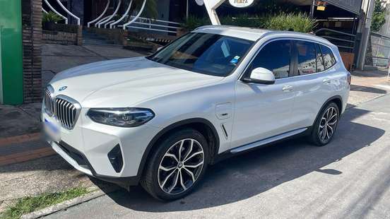 BMW-X3-2021