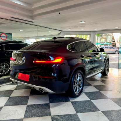 BMW-X4-2020