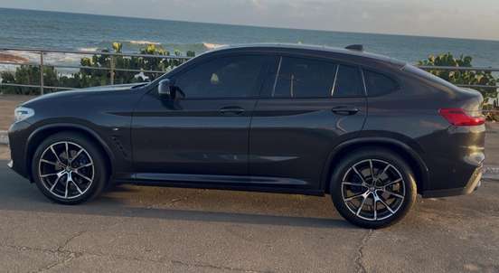 BMW-X4-2019