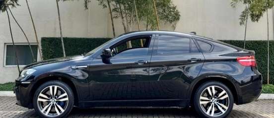 BMW-X6-2013