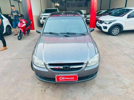 CHEVROLET CLASSIC 1.0 MPFI LS 8V FLEX 4P MANUAL
