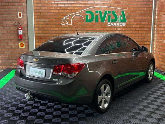 CHEVROLET-CRUZE-2014