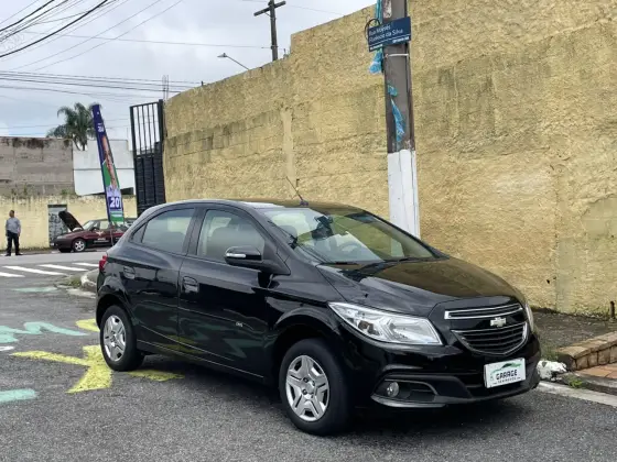 CHEVROLET ONIX 1.0 MPFI LT 8V FLEX 4P MANUAL