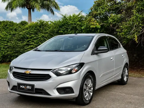 CHEVROLET ONIX 1.4 MPFI ADVANTAGE 8V FLEX 4P AUTOMÁTICO