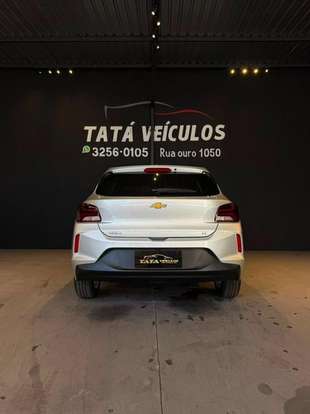 CHEVROLET-ONIX-2022