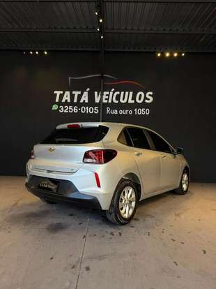 CHEVROLET-ONIX-2022