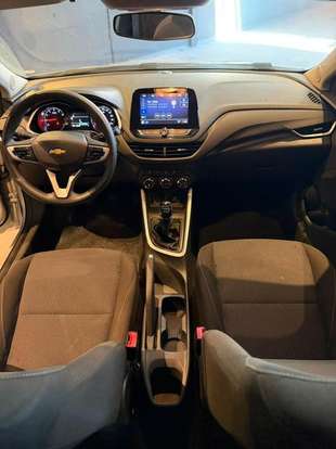 CHEVROLET-ONIX-2022