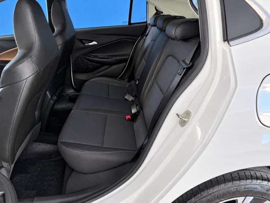 CHEVROLET-ONIX-2022