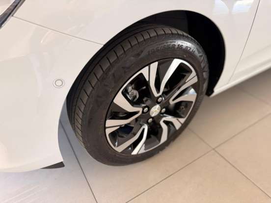 CHEVROLET-ONIX-2022