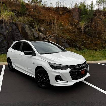 CHEVROLET ONIX 1.0 TURBO FLEX RS AUTOMÁTICO