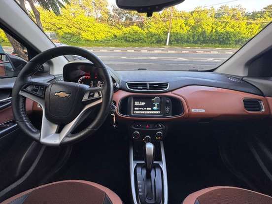 CHEVROLET-ONIX-2018