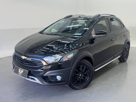CHEVROLET ONIX 1.4 MPFI ACTIV 8V FLEX 4P AUTOMÁTICO