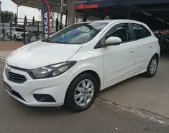 CHEVROLET ONIX 1.4 MPFI LT 8V FLEX 4P MANUAL CHEVROLET ONIX 1.4 MPFI LT 8V FLEX 4P MANUAL