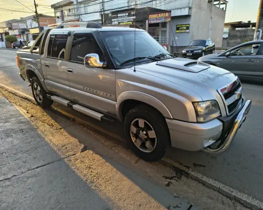 CHEVROLET S10 2.4 MPFI EXECUTIVE 4X2 CD 8V FLEX 4P MANUAL