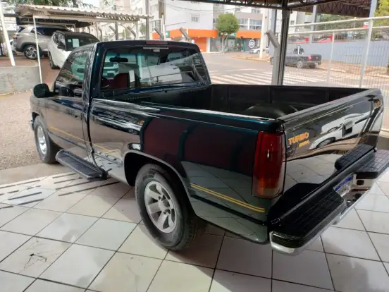 CHEVROLET-SILVERADO-4.2 D-20 4X2 CS 18V TURBO INTERCOOLER DIESEL 2P MANUAL CHEVROLET-SILVERADO-2001