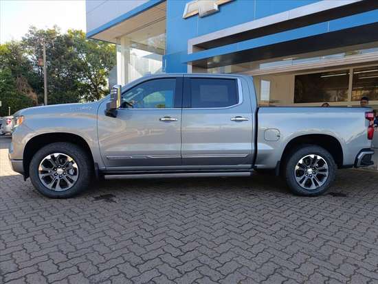 CHEVROLET-SILVERADO-2025