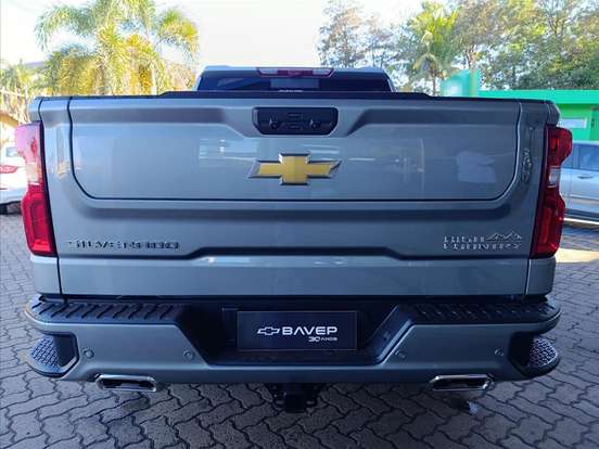 CHEVROLET-SILVERADO-5.3 V8 GASOLINA 1500 HIGH COUNTRY 4X4 AUTOMÁTICO CHEVROLET-SILVERADO-2025
