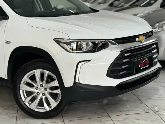 CHEVROLET-TRACKER-2025
