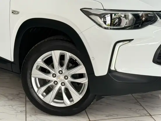 CHEVROLET-TRACKER-2025
