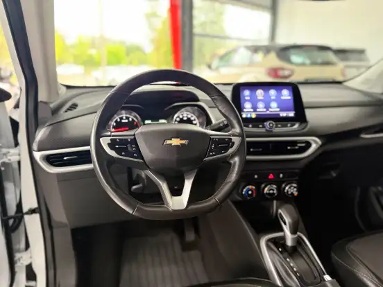 CHEVROLET-TRACKER-2025